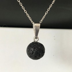 Collier argent 925/000 pendentif boule pierre de lave volcanique sur chaine