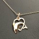Collier pendentif dauphin sur coeur en plaqué or 18 carats