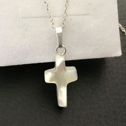 Collier argent 925/000 pendentif croix en nacre naturelle