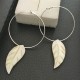 Boucles d'oreilles créoles argent 925/000 pendants feuilles en nacre