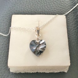 Collier pendentif petit coeur cristal swarovski nuit d'argent en argent 925