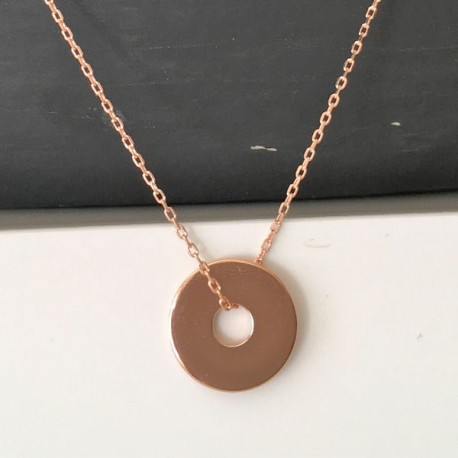 Collier Plaqué Or rose 18 carats pendentif donut sur chaine ajustable