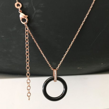 Collier Plaqué Or rose 18 carats pendentif anneau céramique noire 