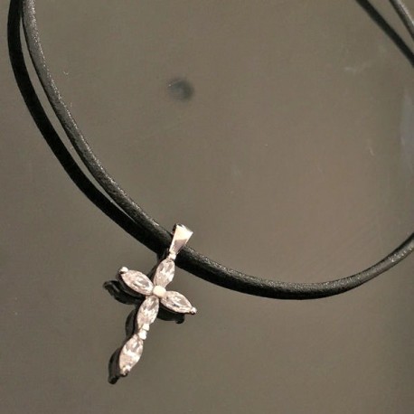Collier argent 925 ras de cou cordon cuir noir pendentif croix zirconium