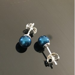 Clous d'oreilles perles nacrées swarovski bleu canard 6 mm et argent 925/000