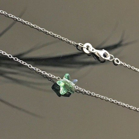 Collier argent 925/000 ras de cou petite étoile cristal Swarovski vert péridot