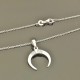 Collier pendentif corne en argent 925/000 sur fine chaine longueur 45 cm