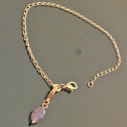 Bracelet en plaqué or 18 carats charm mousqueton pierre améthyste 
