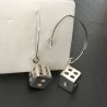 Boucles d'oreilles pendantes dé de jeu en argent 925/000