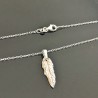 Collier pendentif feuille travaillée argent 925/000 sur fine chaine