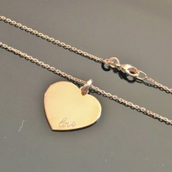 Collier pendentif coeur en plaqué or 18 carats avec gravure love sur chaine