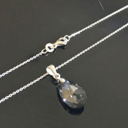 Collier pendentif goutte nuit d'argent en cristal Swarovski sur chaine