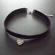 Collier glamour ras de cou noir coeur cristal