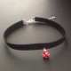 Collier glamour ras de cou noir perle de cristal rouge filigrané